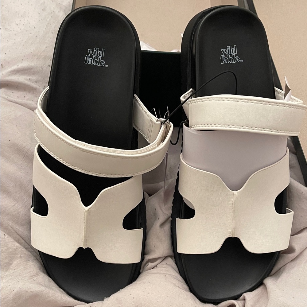 Wild Fable Monochrome Women's Sandals